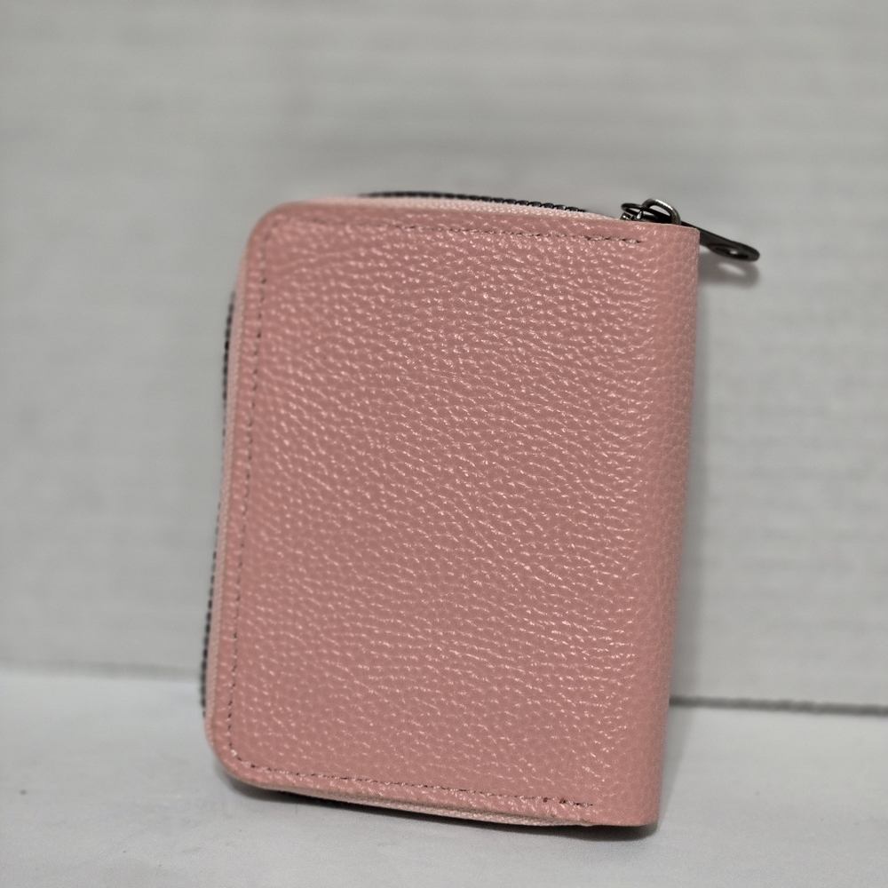 `P925678 Pink Faux Leather Zip Wallet – Compact Card Holder with Sleeves